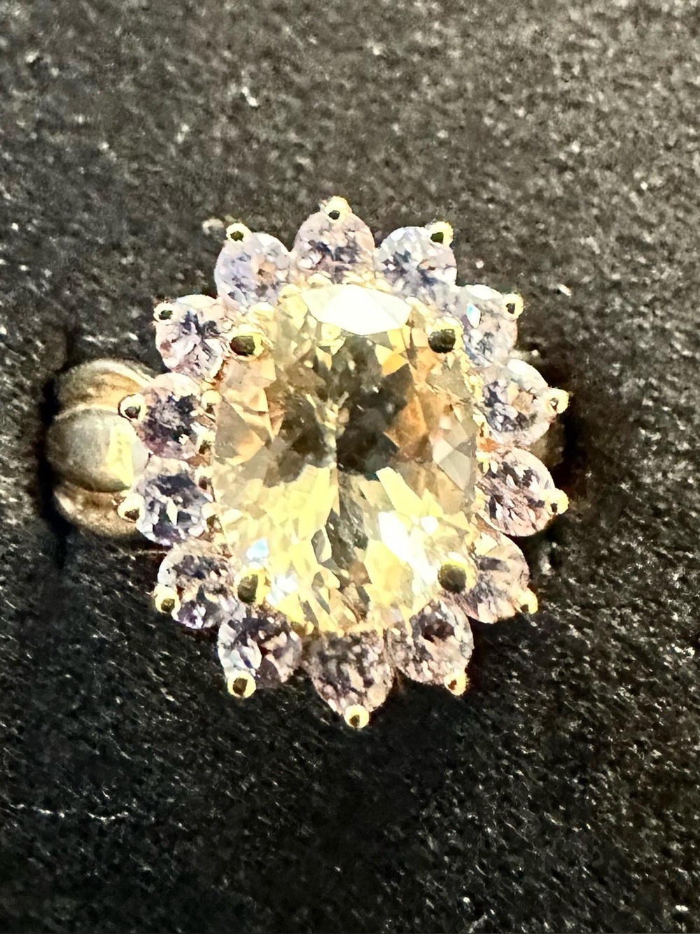 Signed Clyde Duneier CID 14K Yellow Gold Large Oval Gemstone Scalloped Halo Ring